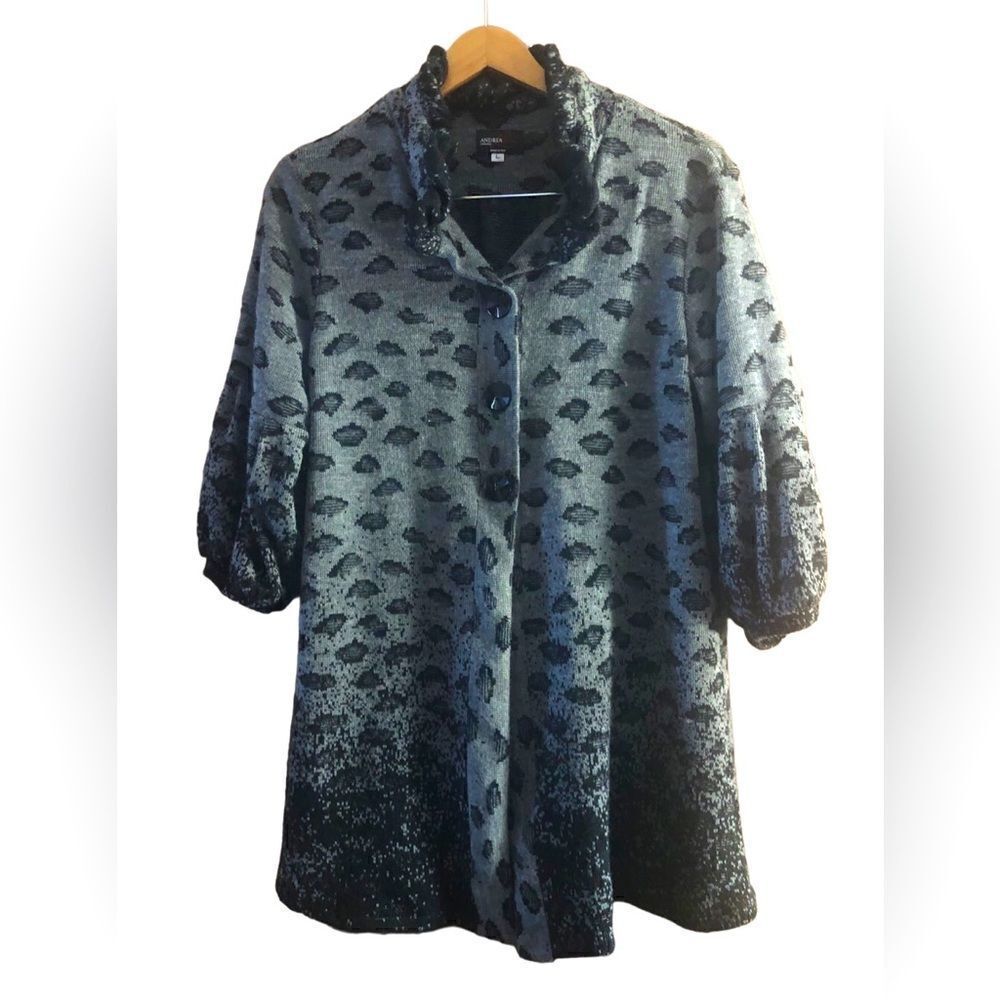 Andrea Lieu Collection Leopard Print Ruffle Colla… - image 1